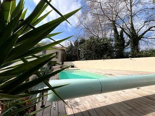  Maison � vendre 5 pi�ces 205 m�