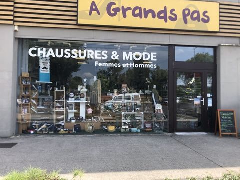 Fonds de commerce Chaussures et Accessoires Rond Point Montparnasse FAVEROLLES SUR CHER (41) 92000 41400 Faverolles sur cher