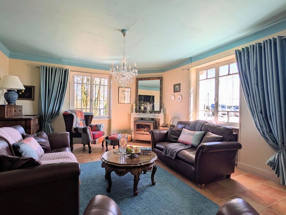 � vendre  Propri�t�/ch�teau Montoussin (31430)