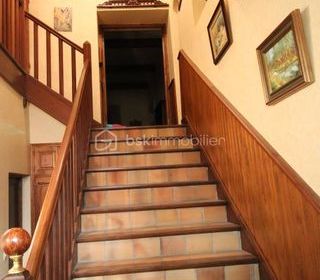  Propri�t�/ch�teau � vendre 8 pi�ces 145 m�