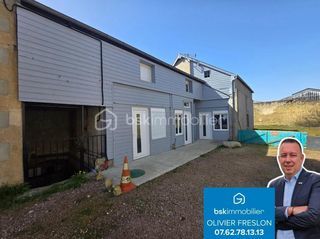  Immeuble � vendre 4 pi�ces 74 m�