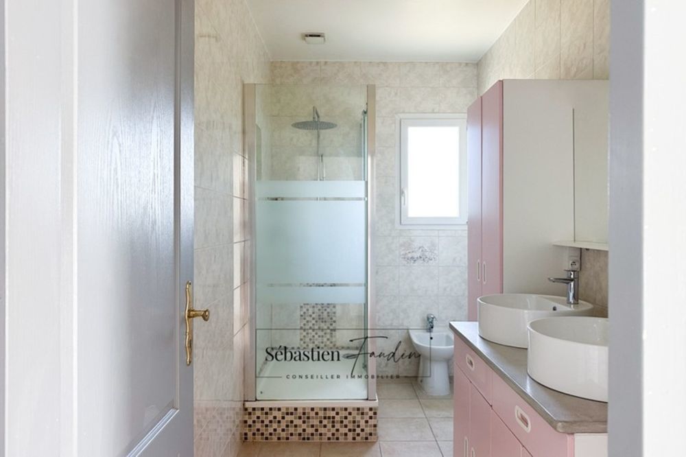 � vendre  Maison Bouc-Bel-Air (13320)