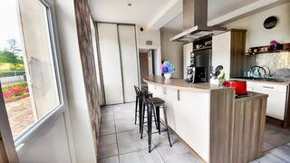  Maison � vendre 9 pi�ces 230 m�