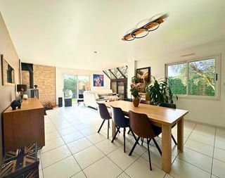  Maison � vendre 8 pi�ces 160 m�