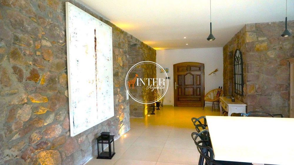 � vendre  Villa Puget-sur-Argens (83480)