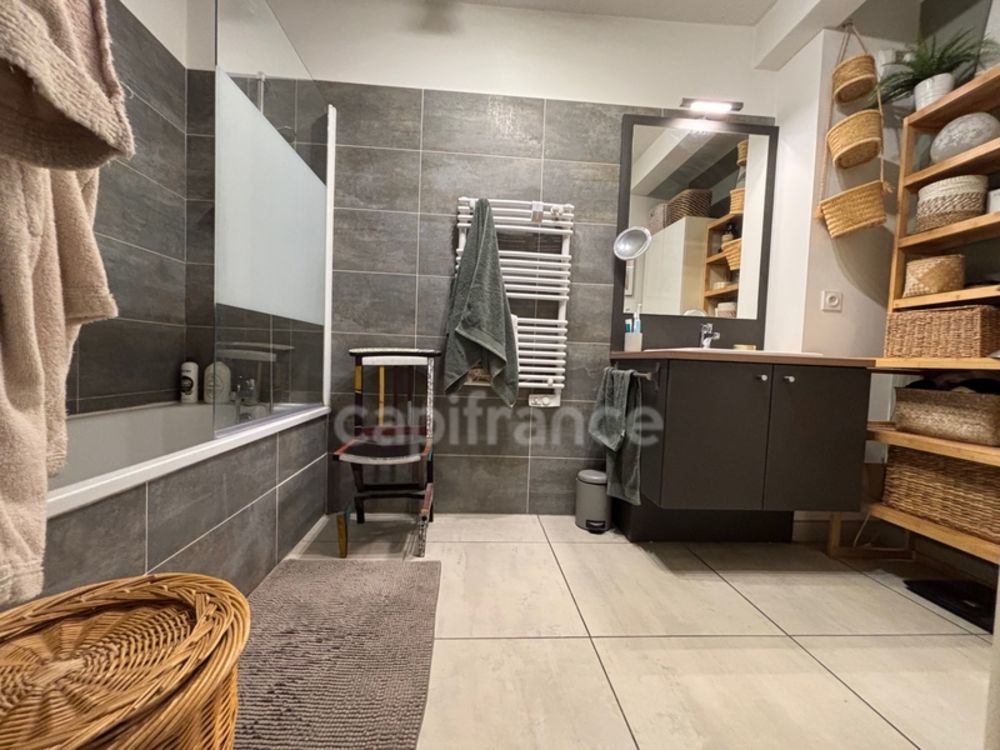 � vendre  Appartement M�ze (34140)