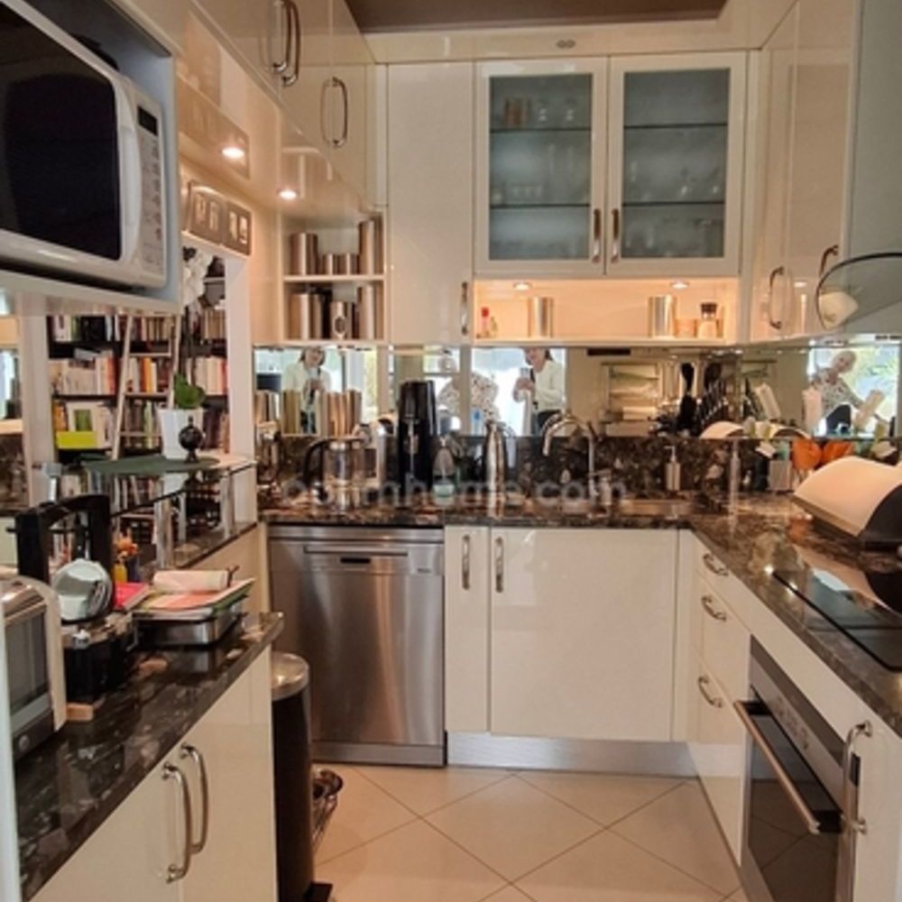 � vendre  Appartement Versailles (78000)