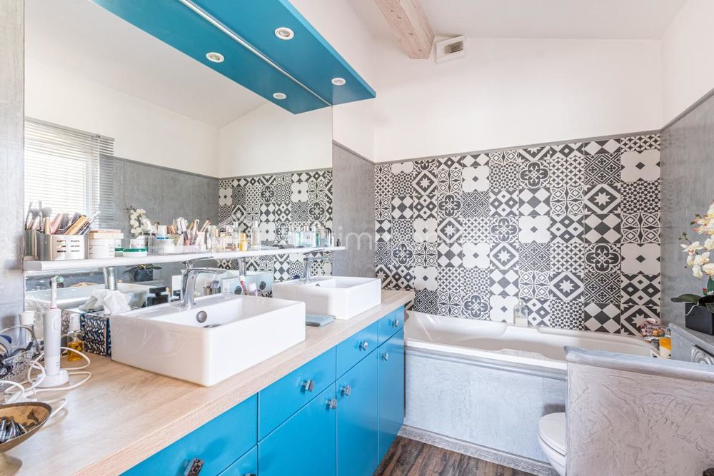 � vendre  Maison Hy�res (83400)