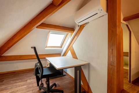 LIEUX UNIQUES &reg; x PROPRI&Eacute;T&Eacute;S PRIV&Eacute;ES PROPOSE PETIT BUREAU 20 M&sup2; PROXIMIT&Eacute; GARE SNCF ORLEANS 300 45000 Orleans