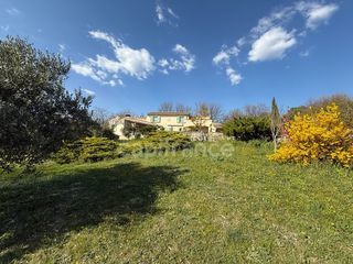  Propri�t�/ch�teau � vendre 7 pi�ces 155 m�