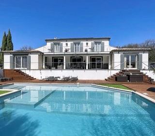  Villa � vendre 7 pi�ces 260 m�