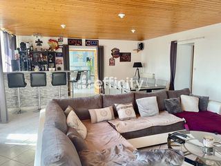  Maison � vendre 10 pi�ces 245 m�