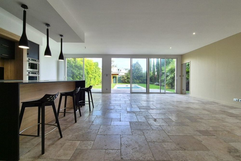 � vendre  Appartement Bordeaux (33000)