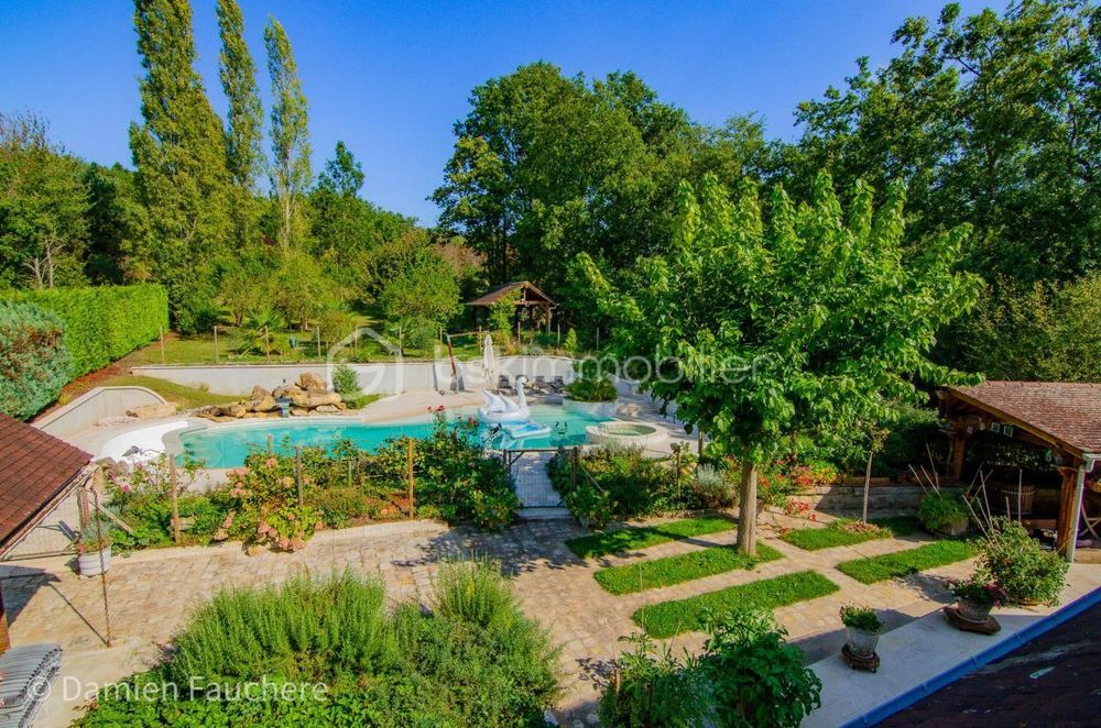 � vendre  Propri�t�/ch�teau Milly-la-For�t (91490)