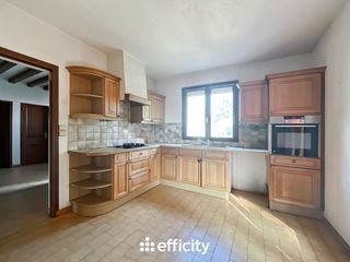  Maison � vendre 8 pi�ces 215 m�