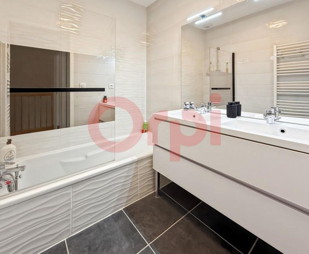 � vendre  Maison Saint-Priest (69800)