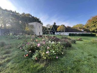  Propri�t�/ch�teau � vendre 15 + pi�ces 820 m�