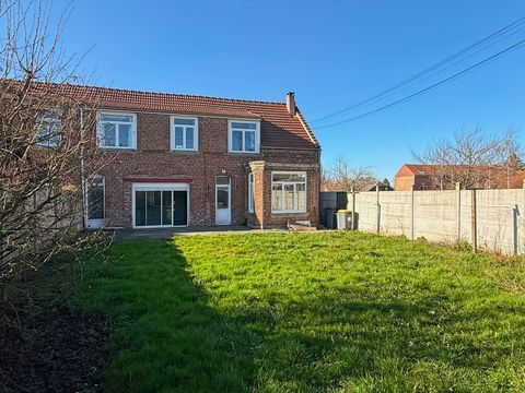   Maison familiale semi-individuelle � 157 m� � 5 chambres � Ligny-en-Cambr�sis Maison - 6 pi�ce(s) - 157 m�