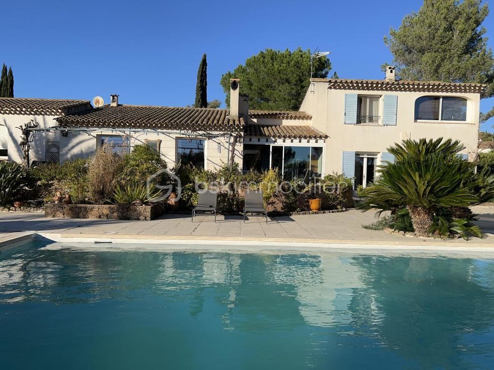 � vendre  Maison Roquebrune-sur-Argens (83520)