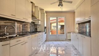  Villa � vendre 6 pi�ces 190 m�