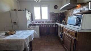  Maison � vendre 9 pi�ces 185 m�