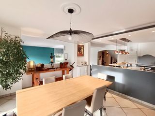  Maison � vendre 8 pi�ces 268 m�