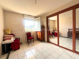  Appartement � vendre 5 pi�ces 106 m�