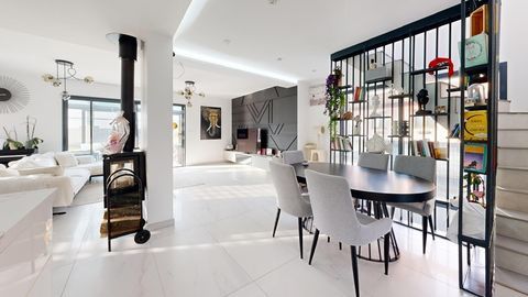   Un Cadre de Vie Raffin�, Pens� pour se Ressourcer Maison - 4 pi�ce(s) - 187 m�