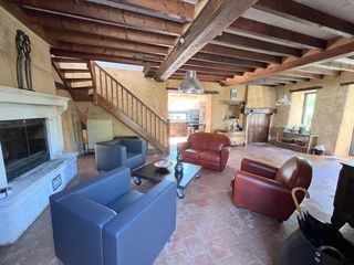  Maison � vendre 9 pi�ces 213 m�