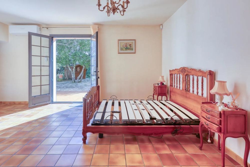 � vendre  Maison �venos (83330)