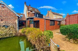  Maison � vendre 6 pi�ces 220 m�