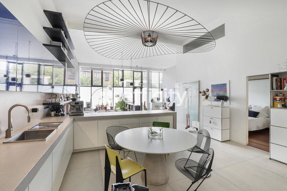 � vendre  Loft Montreuil (93100)