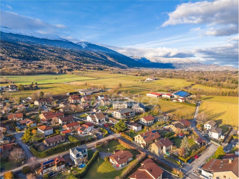 � vendre  Maison Crozet (01170)