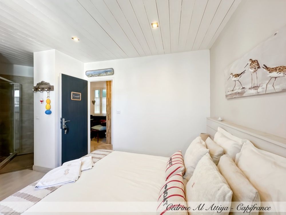 � vendre  Villa Sainte-Marie-de-R� (17740)