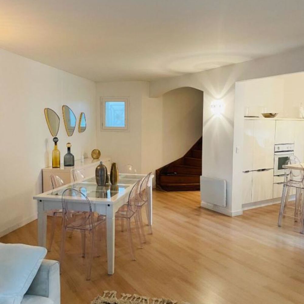 � vendre  Maison M�ze (34140)