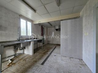  Immeuble � vendre 4 pi�ces 162 m�