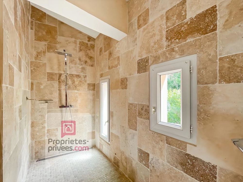 � vendre  Maison Montauroux (83440)