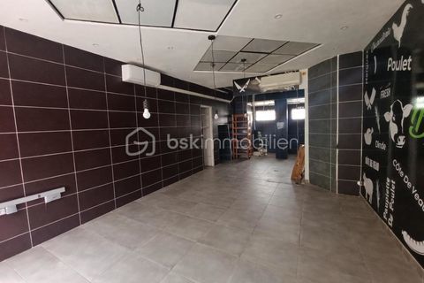 Local commercial avec appartement ind&eacute;pendant et caves 95000 38140 Rives