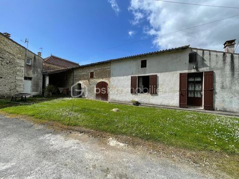   Ensemble immobilier � r�nover � Maison + 2 chais 300 m� � Fort potentiel � Saint-Fort-sur-Gironde Maison - 2 pi�ce(s) - 96 m�