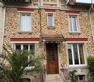  Maison � vendre 9 pi�ces 393 m�