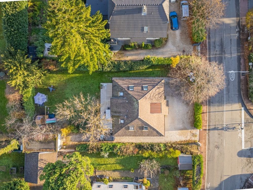 � vendre  Maison Divonne-les-Bains (01220)