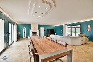  Propri�t�/ch�teau � vendre 11 pi�ces 373 m�