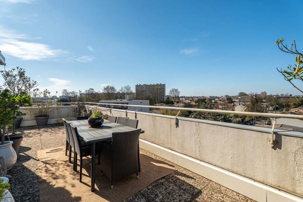 � vendre  Duplex/triplex Bordeaux (33200)