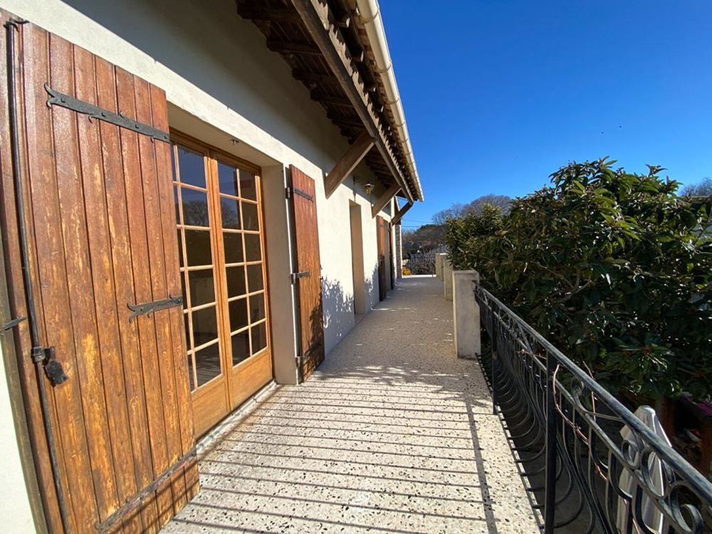 � vendre  Maison Grans (13450)
