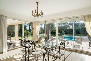  Villa � vendre 5 pi�ces 190 m�