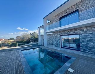  Maison � vendre 7 pi�ces 150 m�