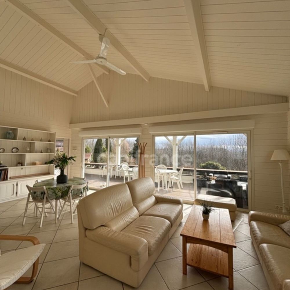 � vendre  Propri�t�/ch�teau Saint-Marcet (31800)