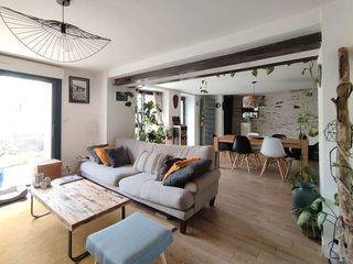  Maison � vendre 9 pi�ces 218 m�