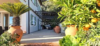  Maison � vendre 6 pi�ces 241 m�