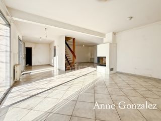  Maison � vendre 7 pi�ces 240 m�